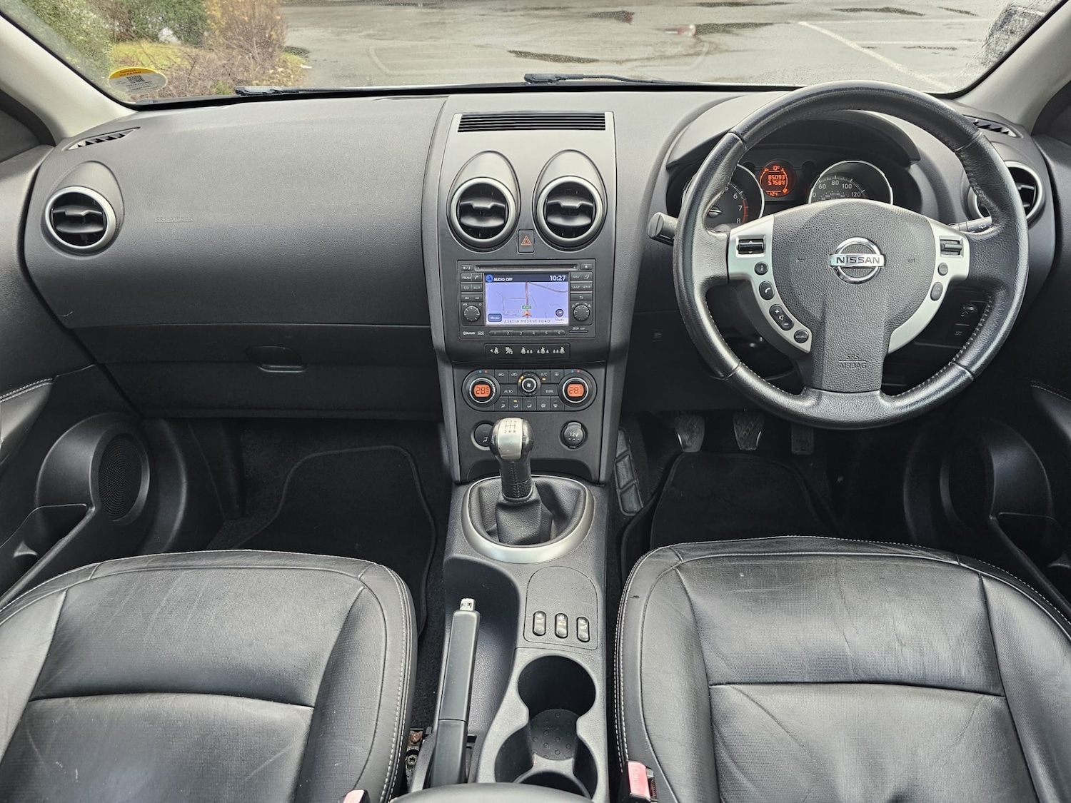 Used Nissan Qashqai 2010 for sale - 77460352: Photo 11