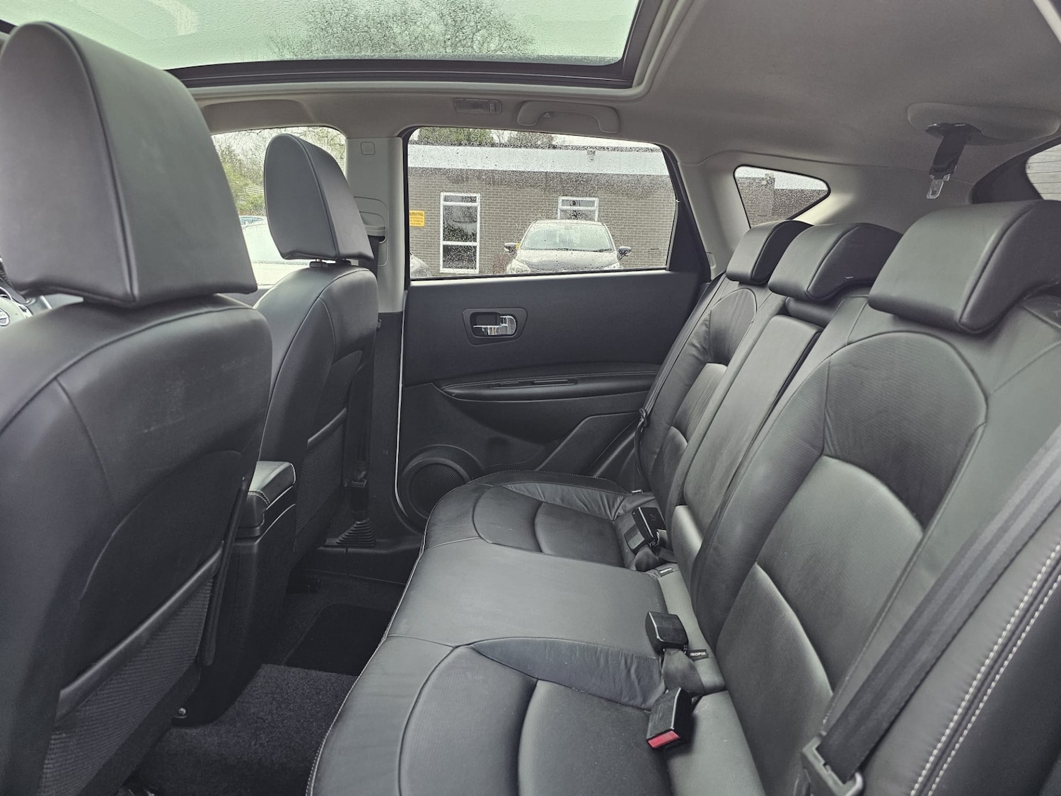 Used Nissan Qashqai 2010 for sale - 77460352: Photo 15