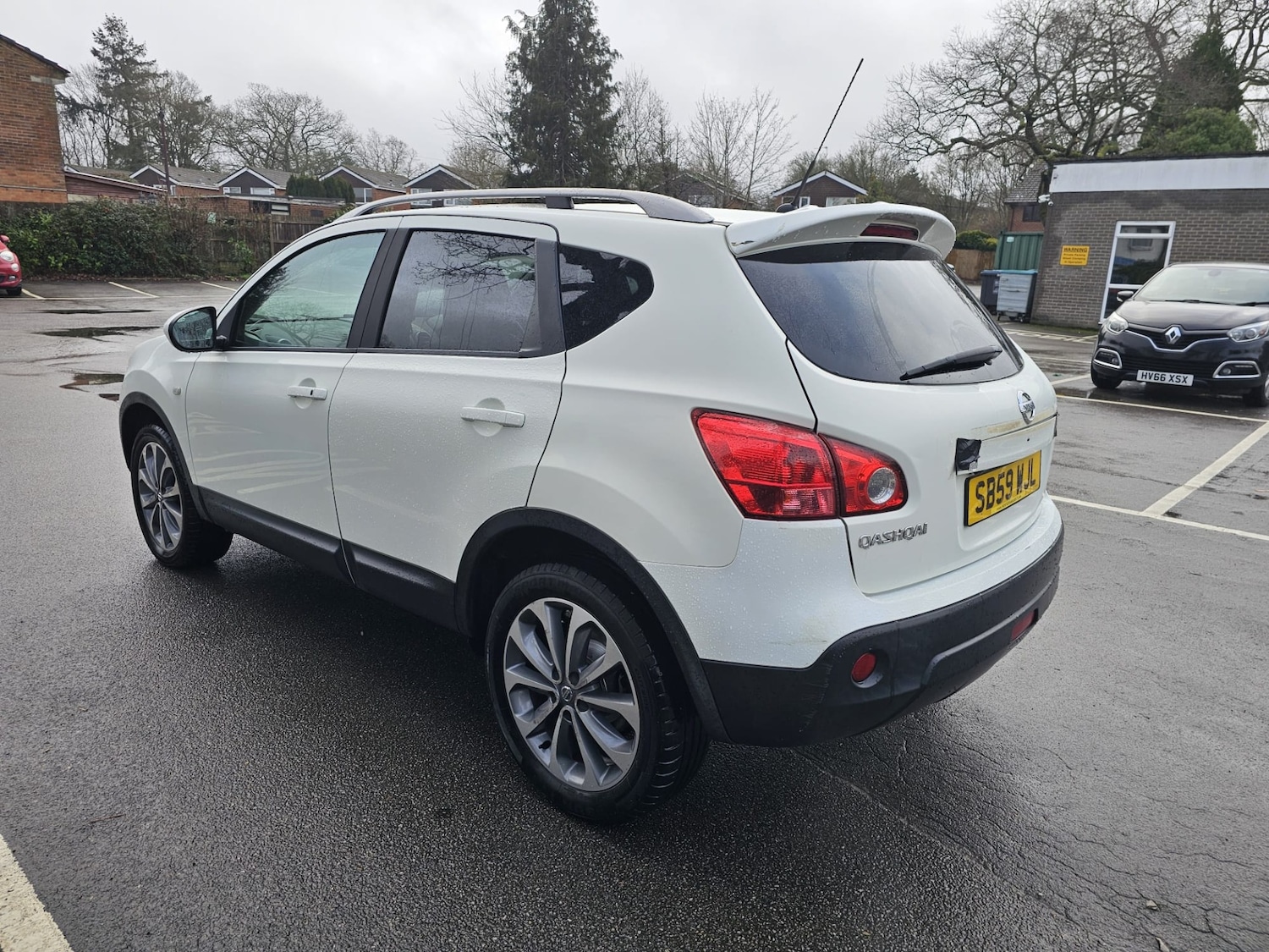 Used Nissan Qashqai 2010 for sale - 77460352: Photo 7