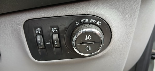 Used Vauxhall Corsa 2015 for sale - 76244226: Photo 15