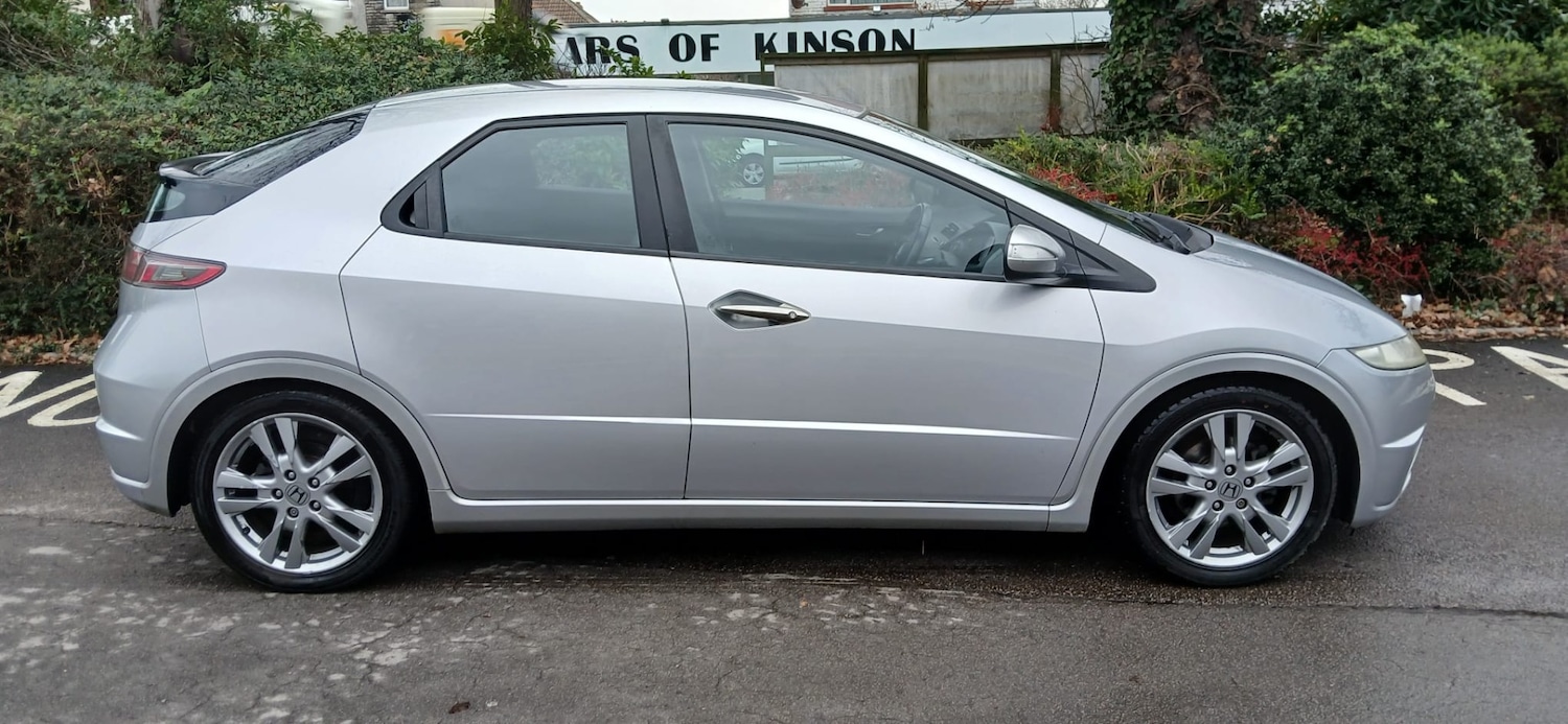 Used Honda Civic 2010 for sale - 77034514: Photo 9