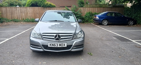Used Mercedes-Benz C Class 2013 for sale - 74634623: Photo 3
