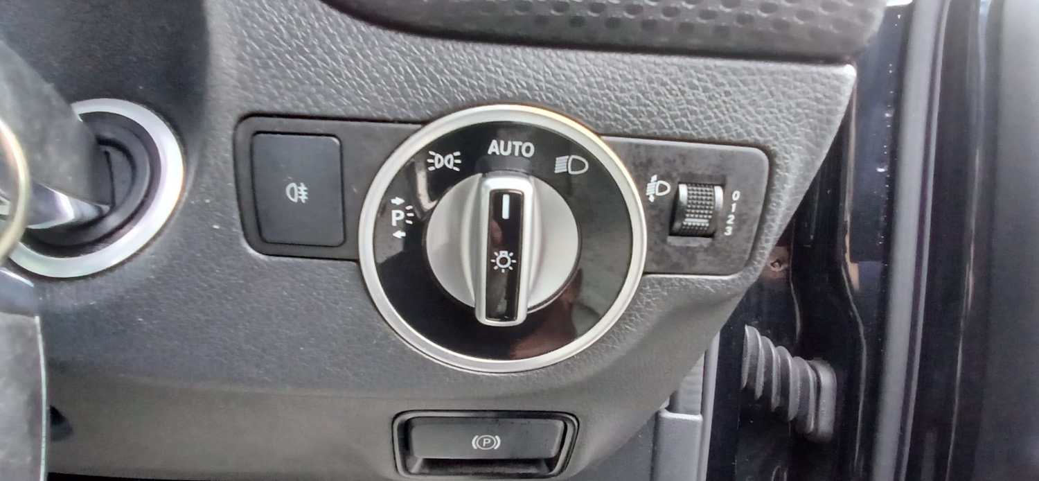 Used Mercedes-Benz A-Class 2018 for sale - 77475310: Photo 14