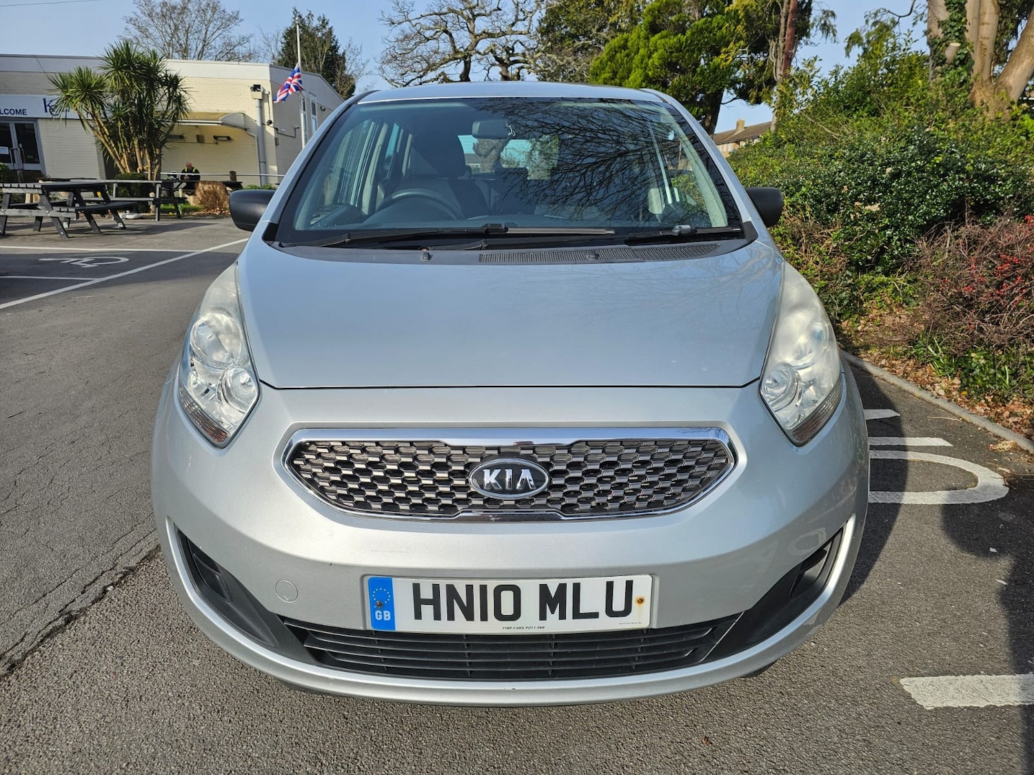 Used Kia Venga 2010 for sale - 77589652: Photo 2