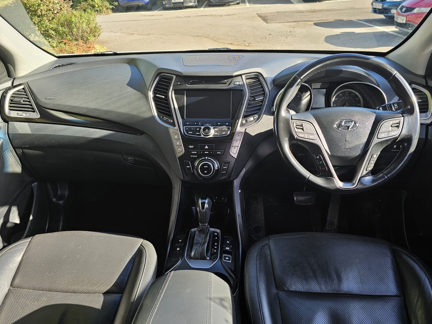 Used Hyundai Santa Fe 2015 for sale - 76366970: Photo 11