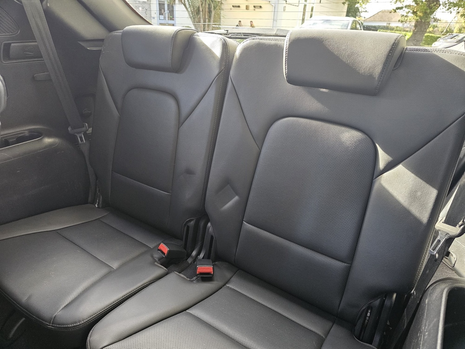 Used Hyundai Santa Fe 2015 for sale - 76366970: Photo 18