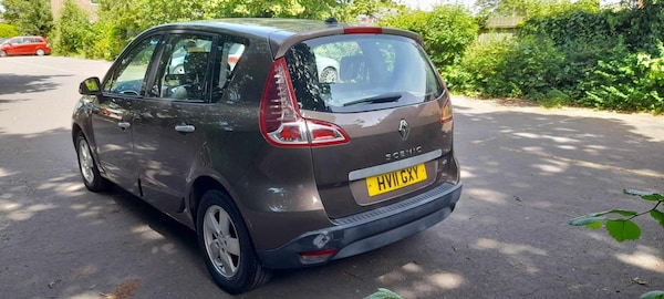 Used Renault Scenic 2011 for sale - 75169261: Photo 15