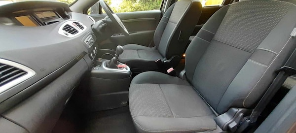 Used Renault Scenic 2011 for sale - 75169261: Photo 2
