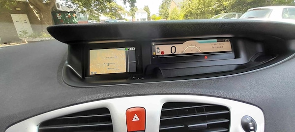 Used Renault Scenic 2011 for sale - 75169261: Photo 3
