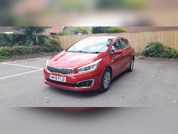 Used Kia Ceed 2018 for sale - 79679033: Photo