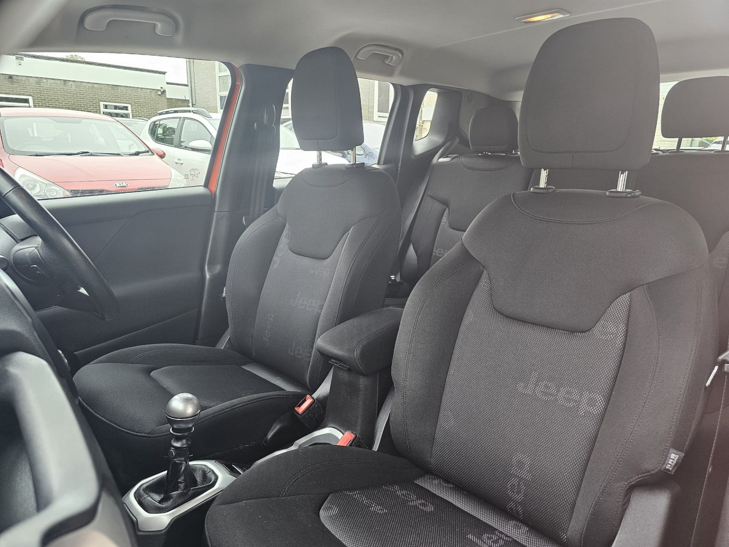 Used Jeep Renegade 2015 for sale - 75984918: Photo 16