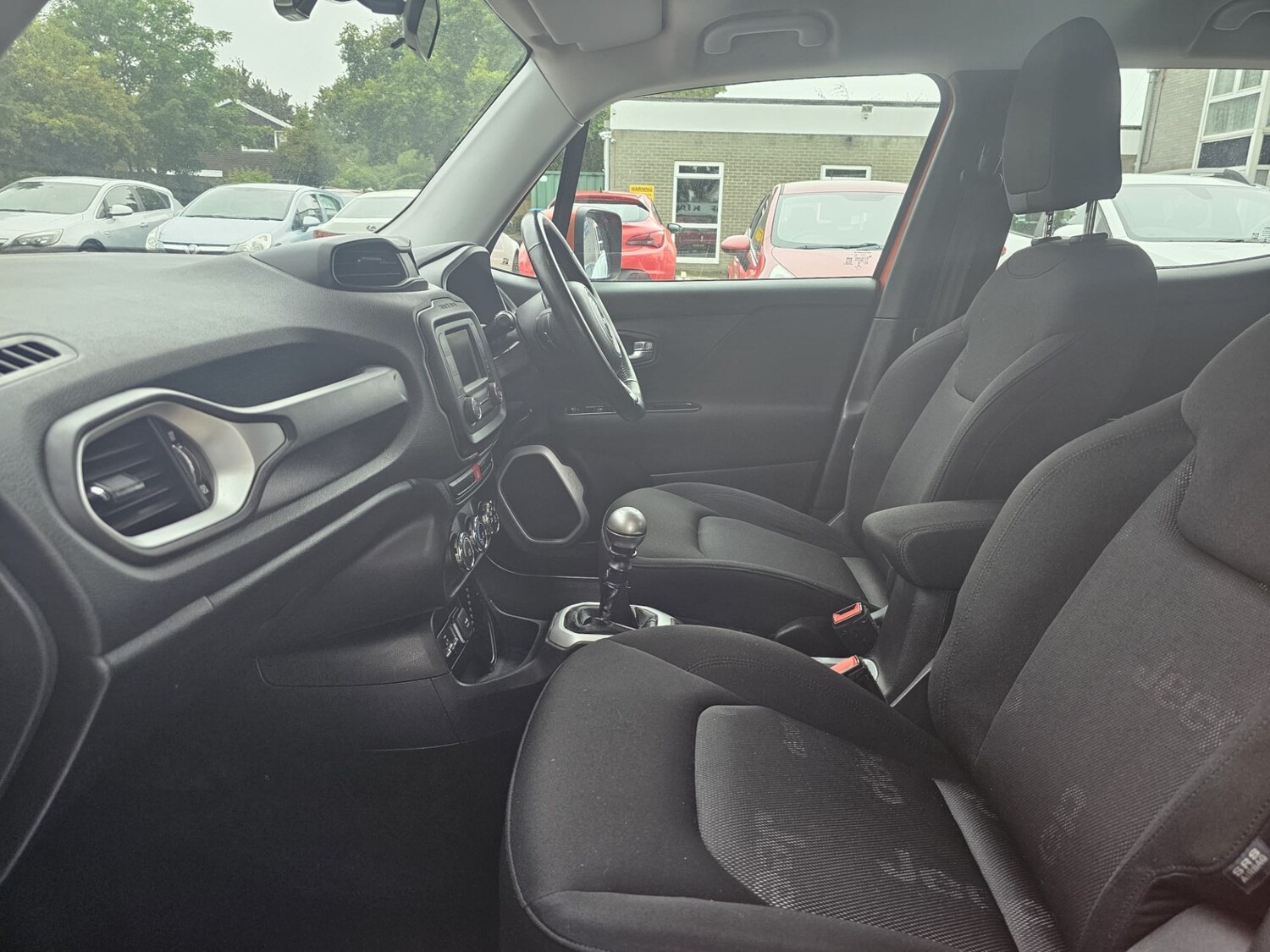 Used Jeep Renegade 2015 for sale - 75984918: Photo 19