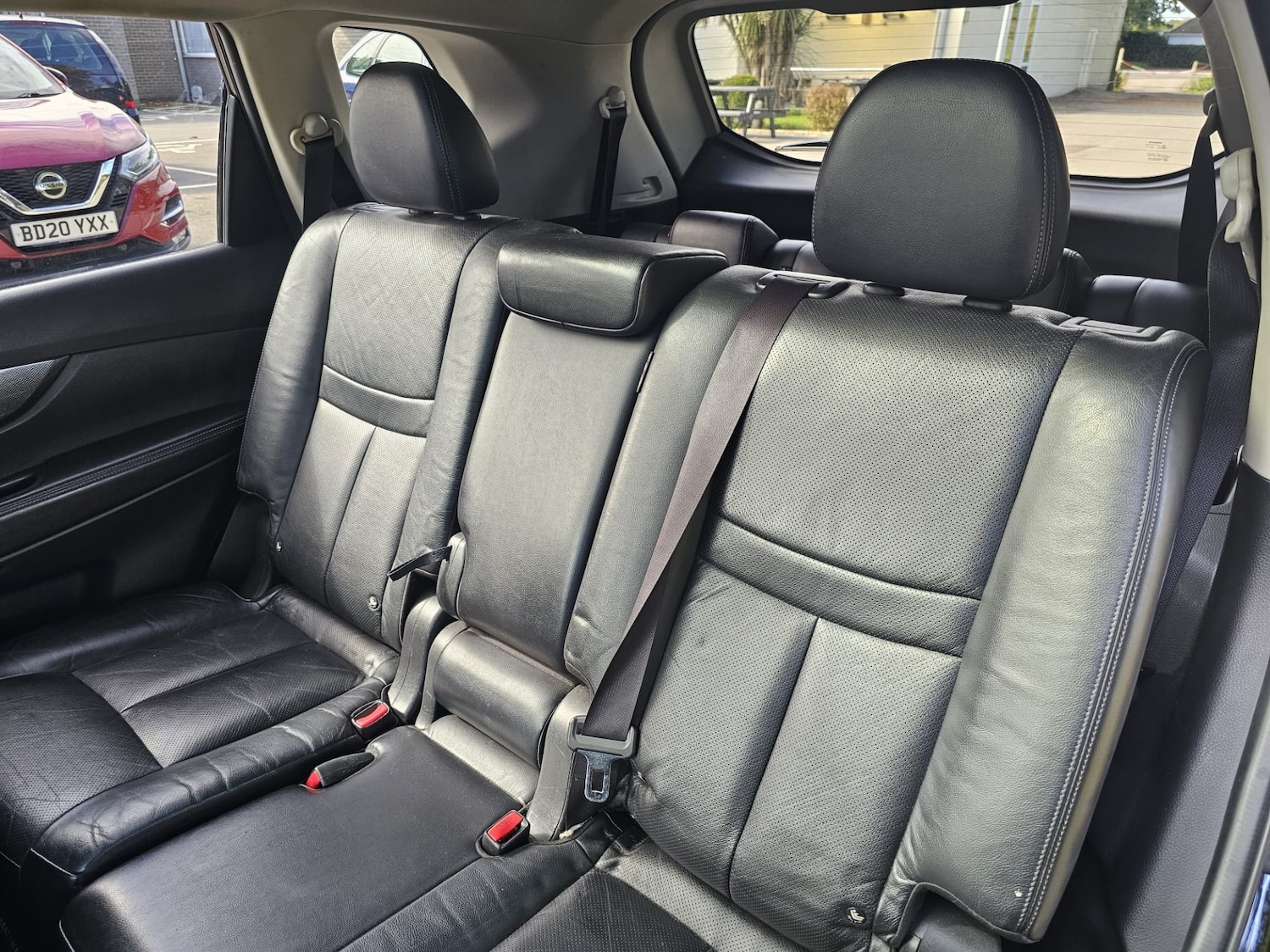 Used Nissan X-Trail 2016 for sale - 76544399: Photo 2