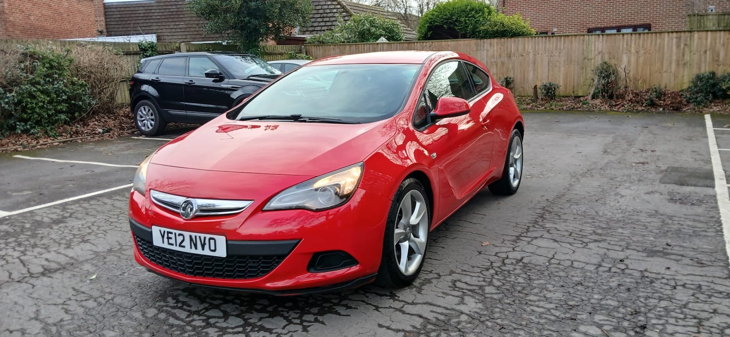 Used Vauxhall Astra GTC 2012 for sale - 77475574: Photo 2