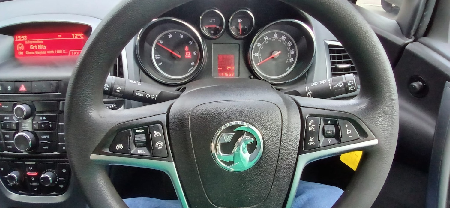 Used Vauxhall Astra GTC 2012 for sale - 77475574: Photo 5