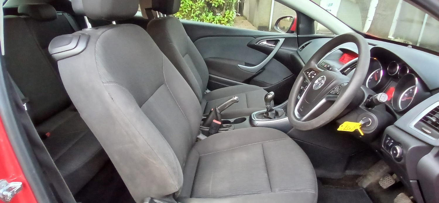 Used Vauxhall Astra GTC 2012 for sale - 77475574: Photo 6