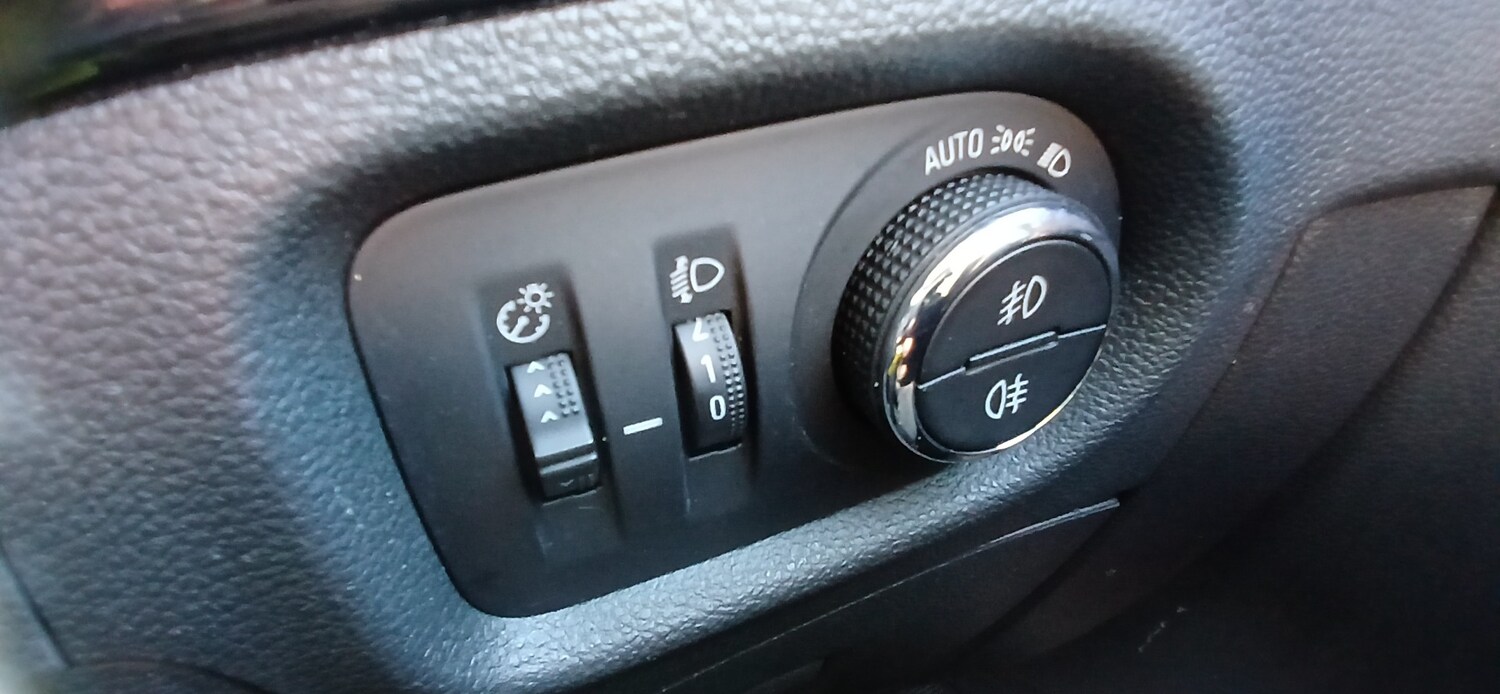 Used Vauxhall Astra 2017 for sale - 78011364: Photo 11