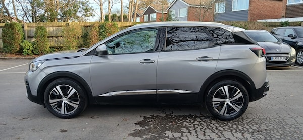 Used Peugeot 3008 2019 for sale - 74192389: Photo 2