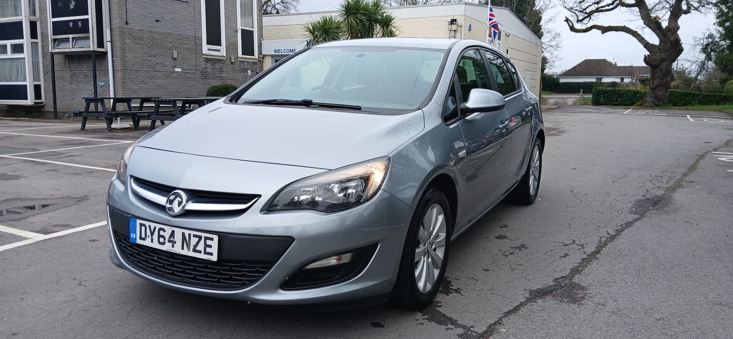 Used Vauxhall Astra 2014 for sale - 77916457: Photo 3