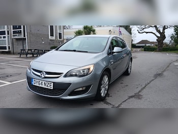 Used Vauxhall Astra 2014 for sale - 77916457: Photo