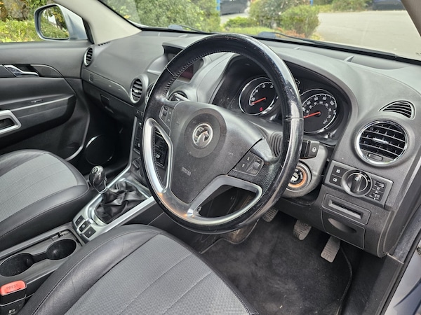 Used Vauxhall Antara 2012 for sale - 76302200: Photo 10