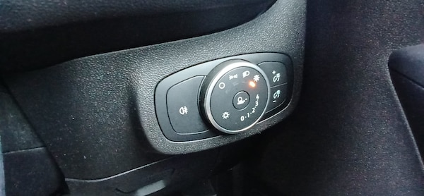 Used Ford Fiesta 2018 for sale - 72748580: Photo 11