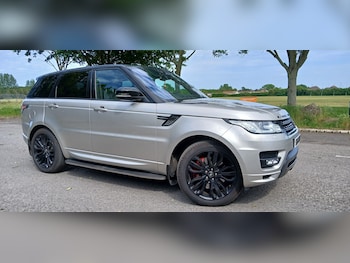 Used Land Rover Range Rover Sport 2015 for sale - 78756574: Photo