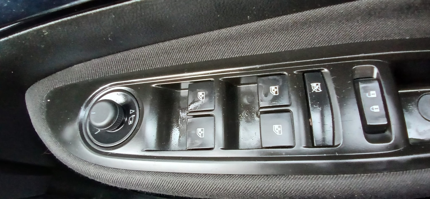 Used Vauxhall Mokka X 2017 for sale - 77917365: Photo 9