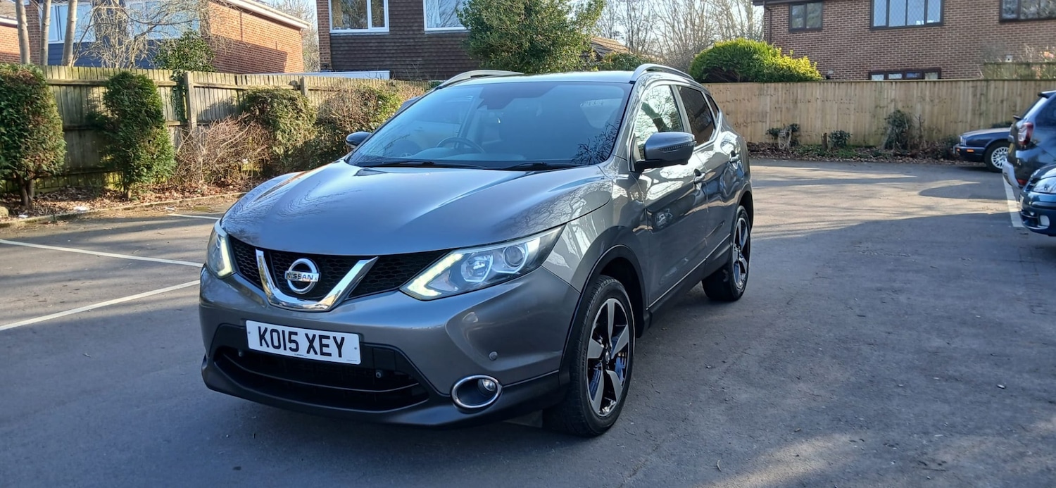 Used Nissan Qashqai 2015 for sale - 77896164: Photo 2