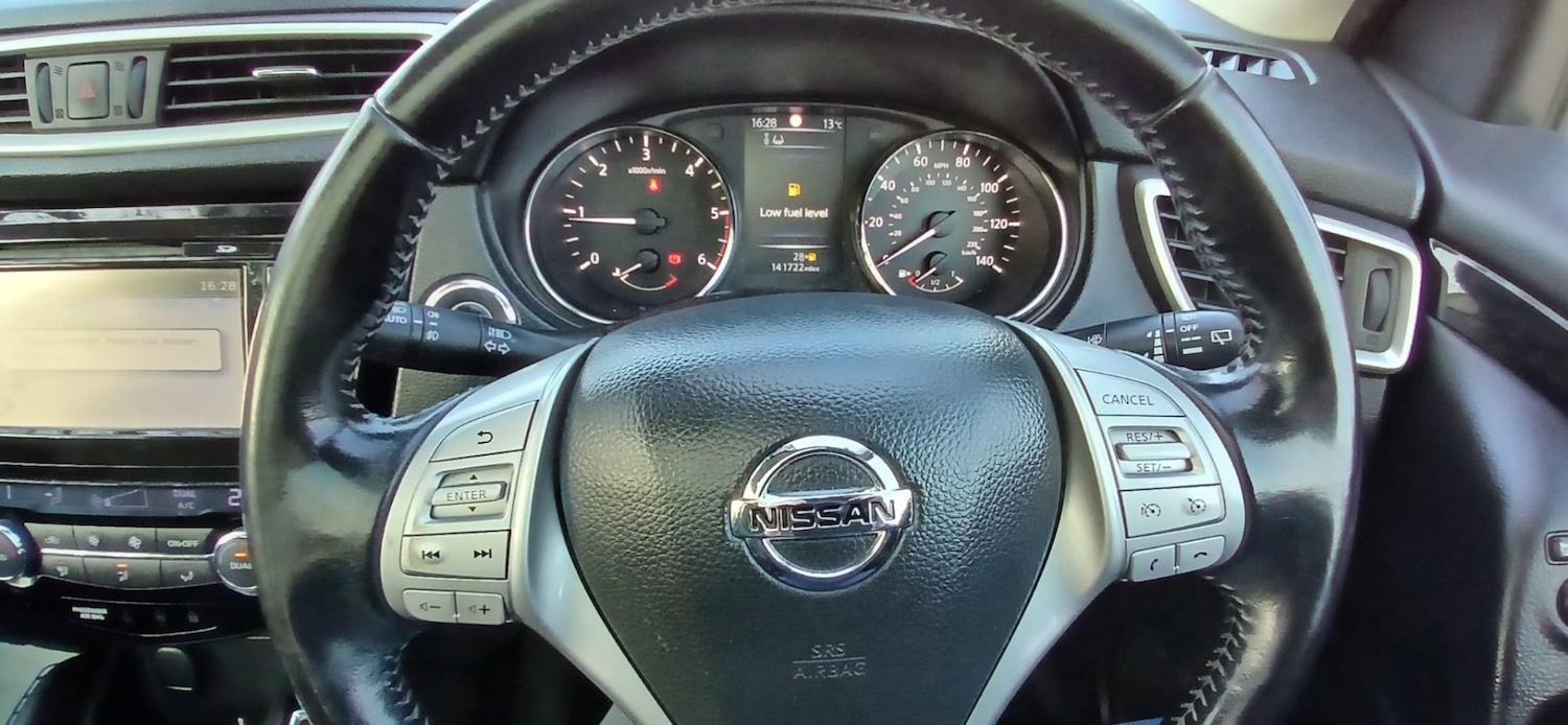 Used Nissan Qashqai 2015 for sale - 77896164: Photo 9