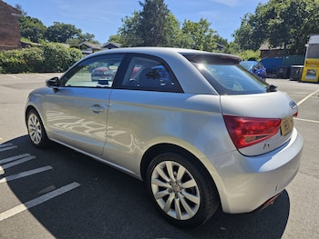 Used Audi A1 2011 for sale - 79467519: Photo