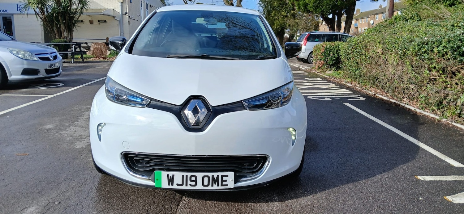Used Renault Zoe 2019 for sale - 77517150: Photo 2