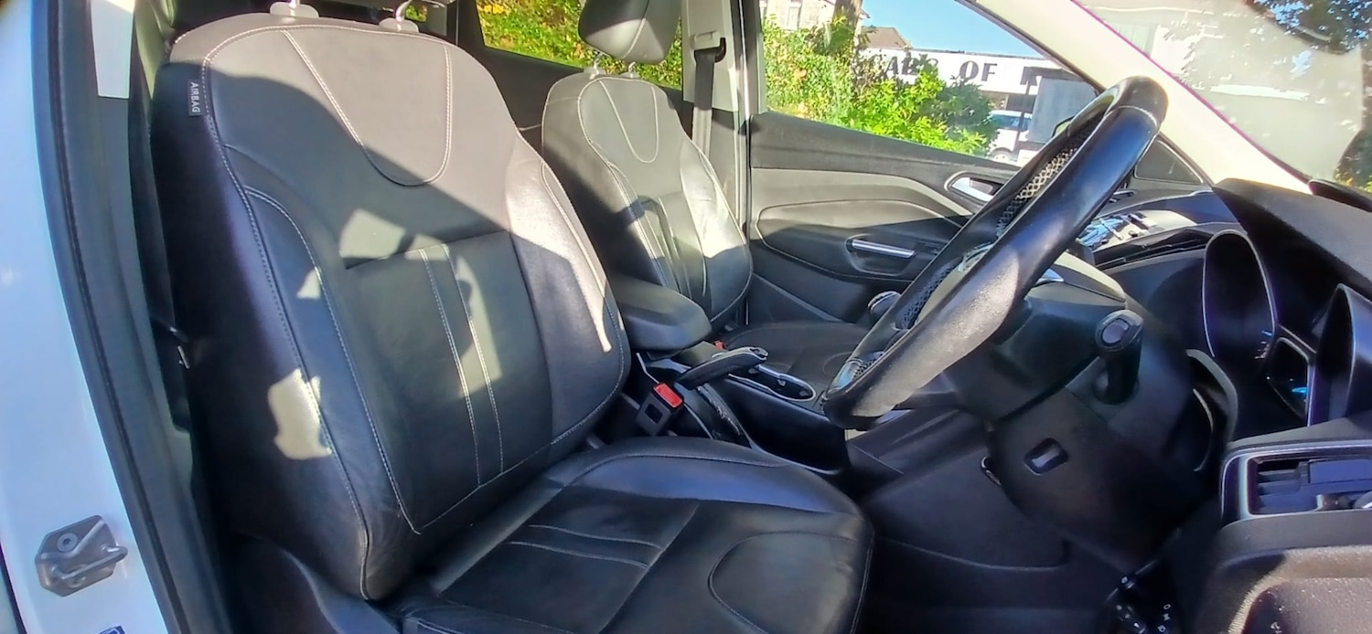 Used Ford Kuga 2015 for sale - 76517910: Photo 14