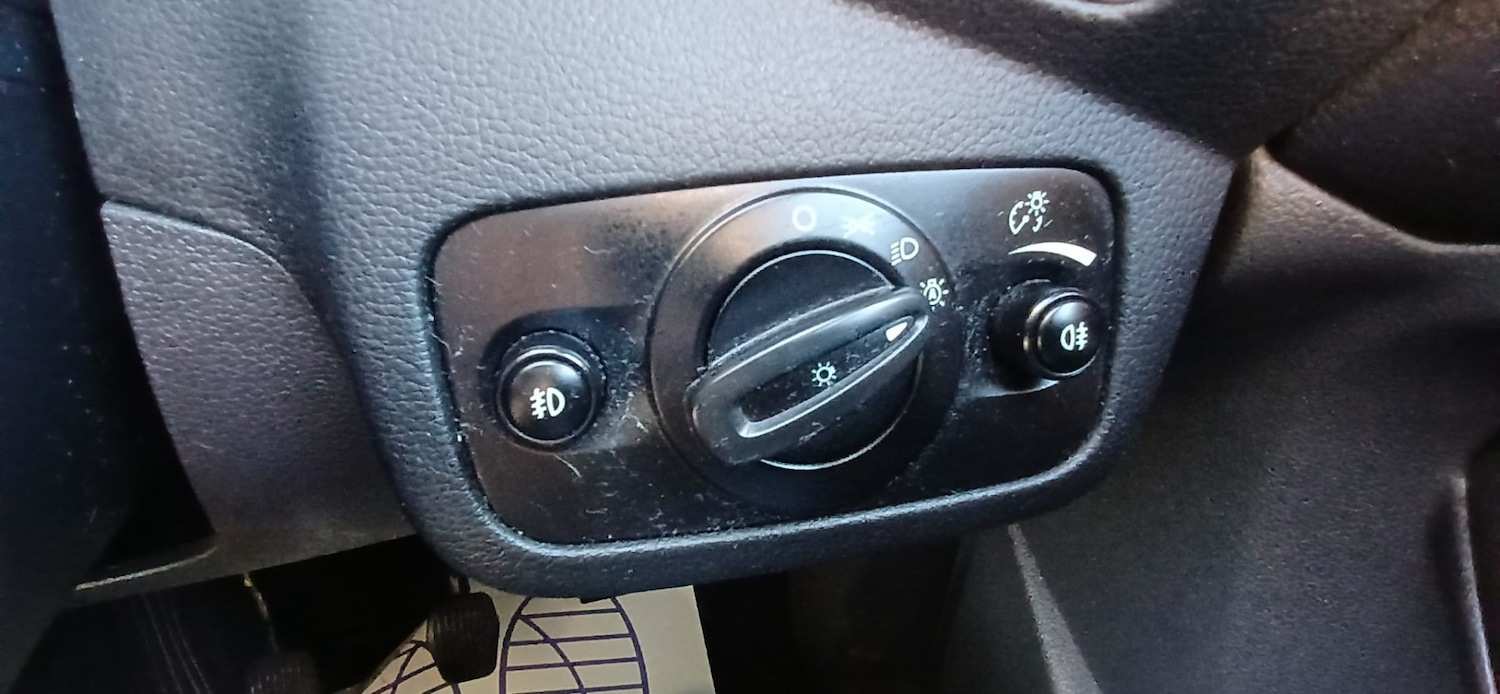 Used Ford Kuga 2015 for sale - 76517910: Photo 9