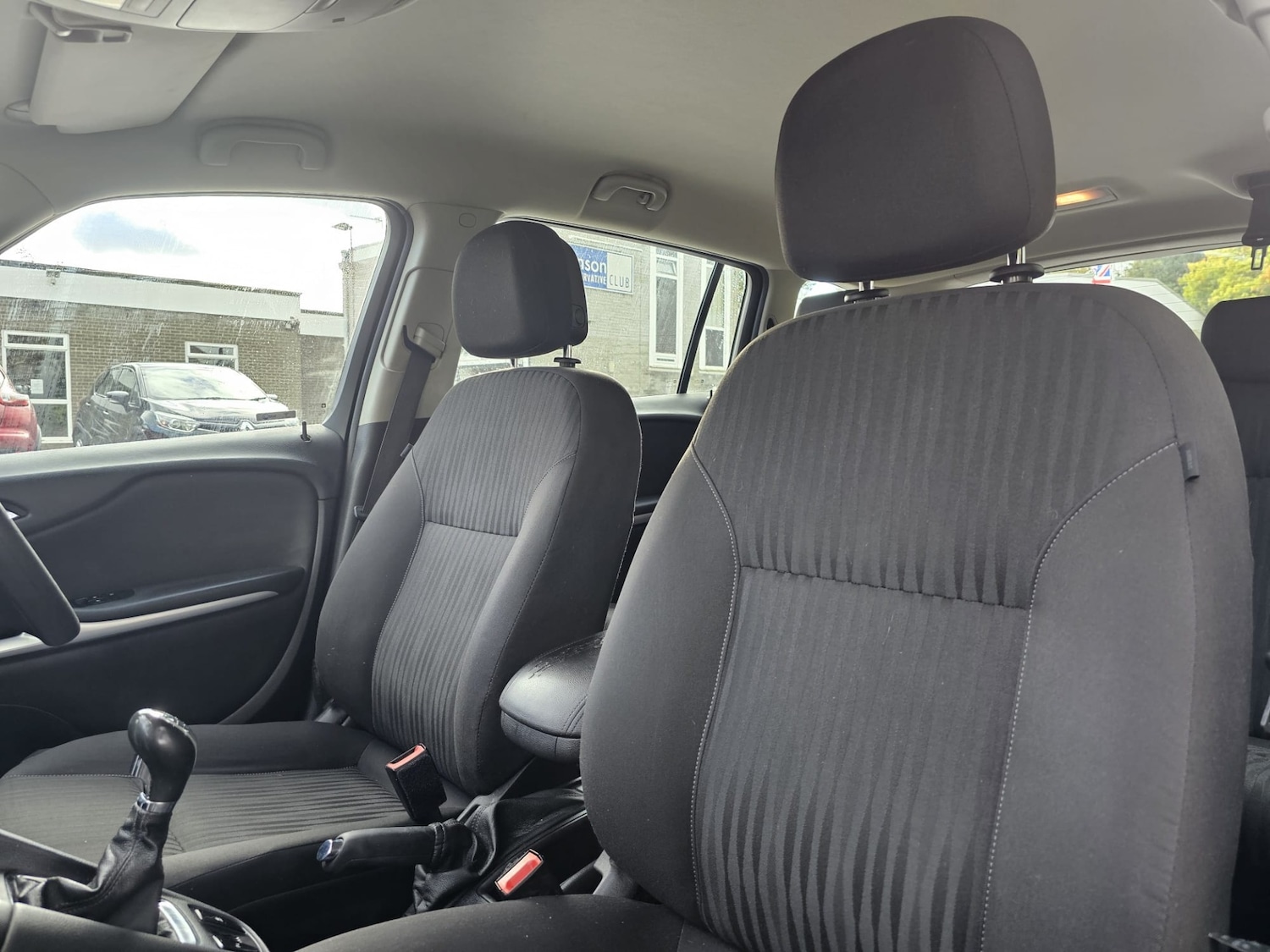 Used Vauxhall Zafira 2017 for sale - 76366338: Photo 13