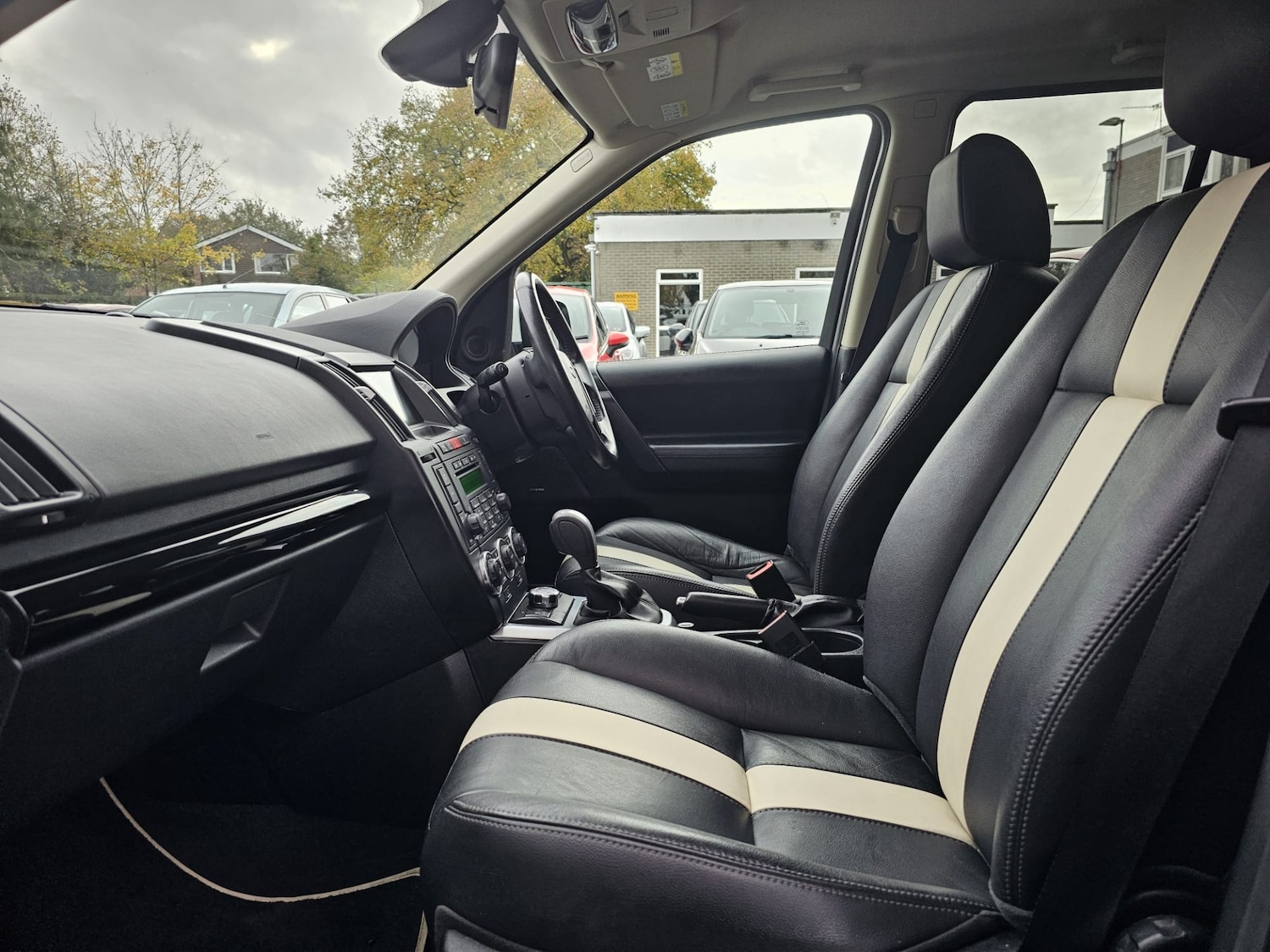 Used Land Rover Freelander 2011 for sale - 76580493: Photo 15