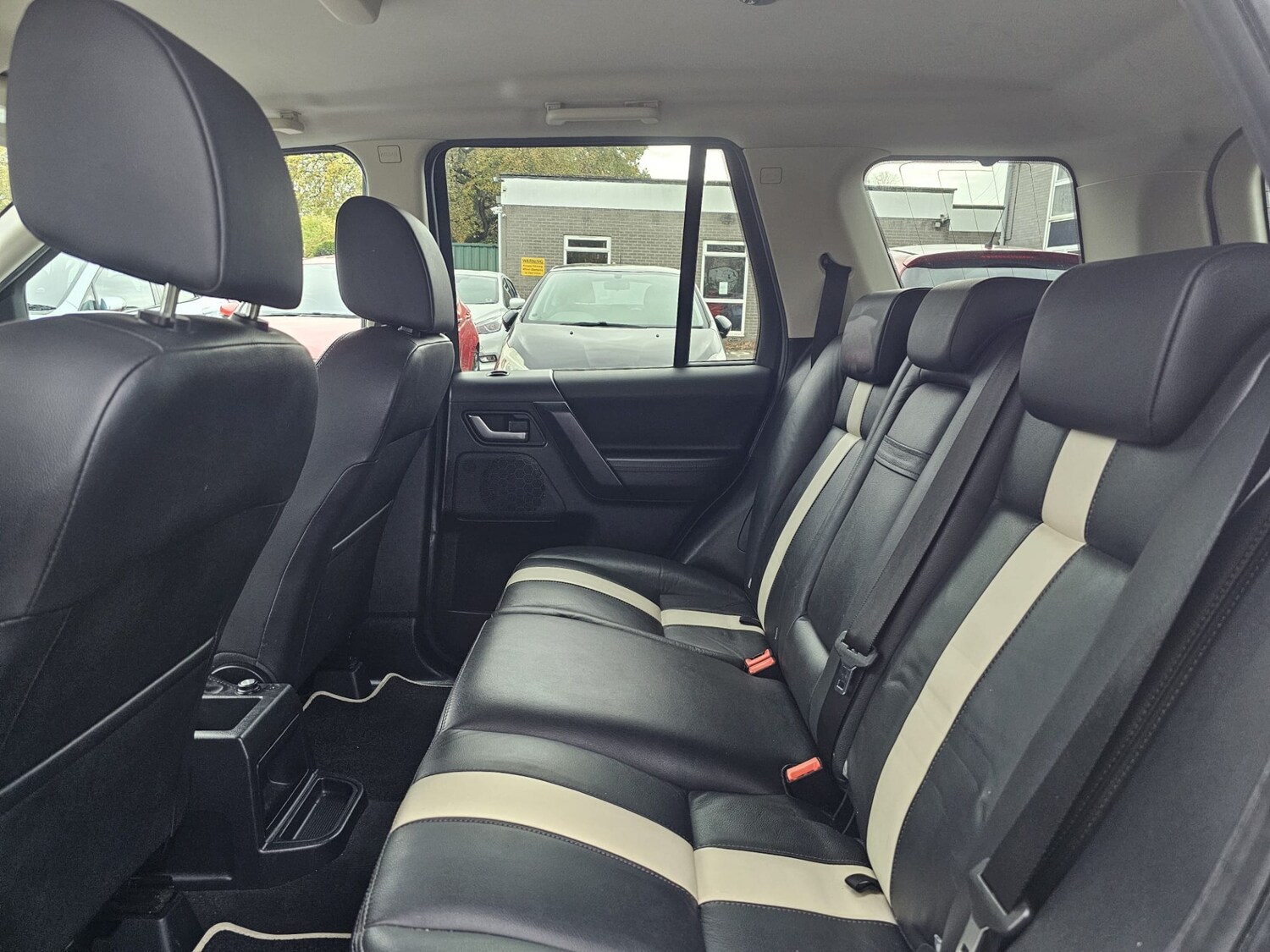 Used Land Rover Freelander 2011 for sale - 76580493: Photo 16