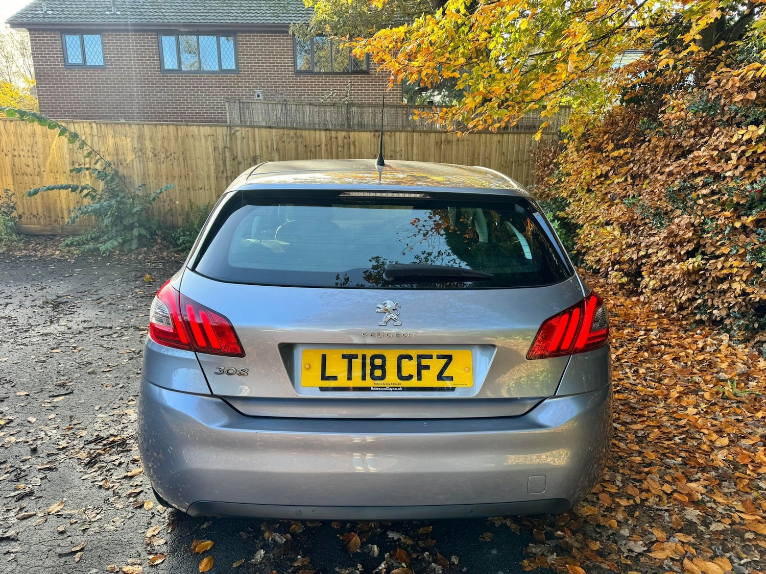 Used Peugeot 308 2018 for sale - 77165109: Photo 5