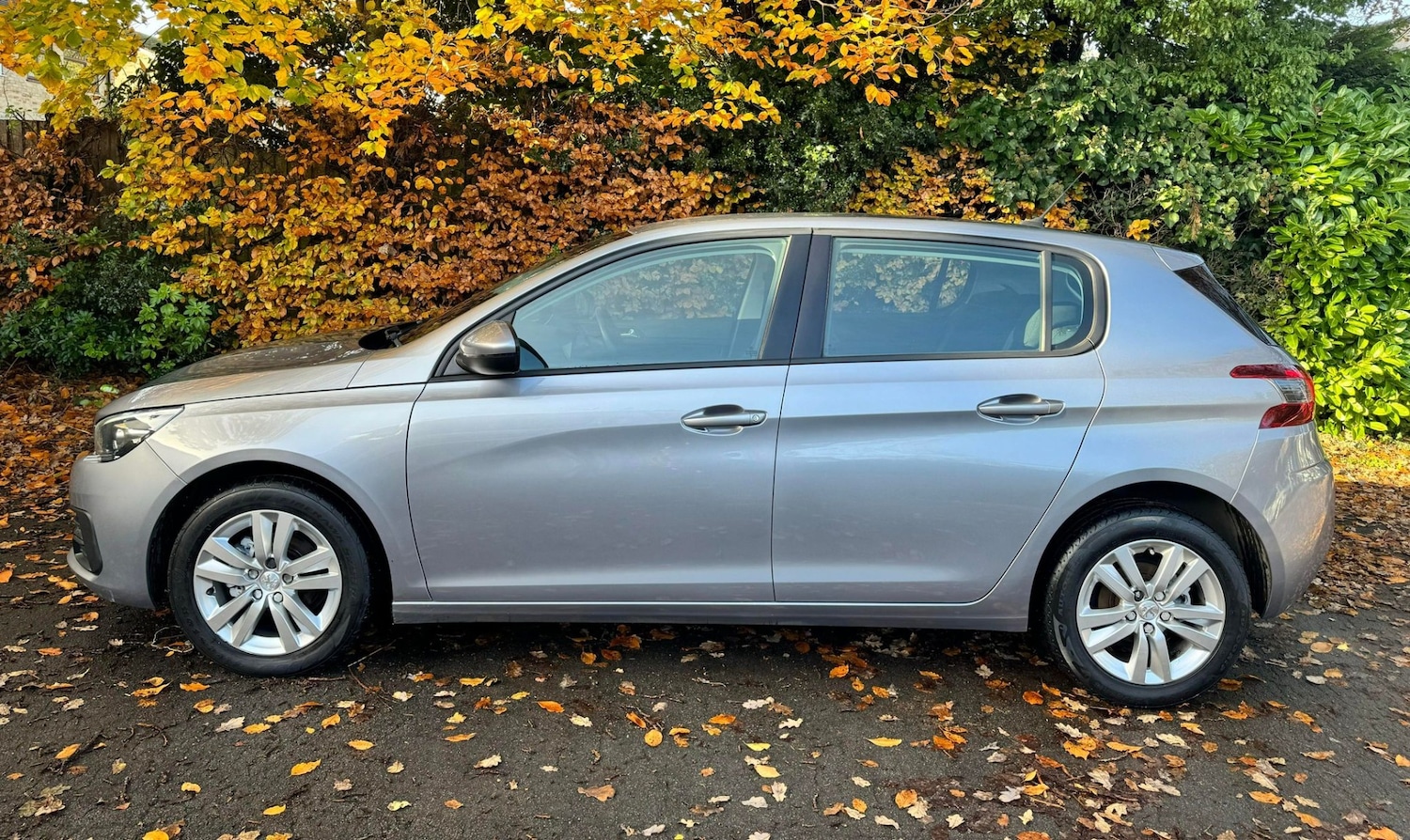 Used Peugeot 308 2018 for sale - 77165109: Photo 9