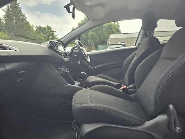 Used Peugeot 208 2018 for sale - 75404753: Photo 17