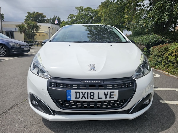 Used Peugeot 208 2018 for sale - 75404753: Photo 2