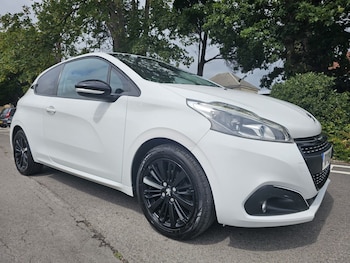 Used Peugeot 208 2018 for sale - 75404753: Photo