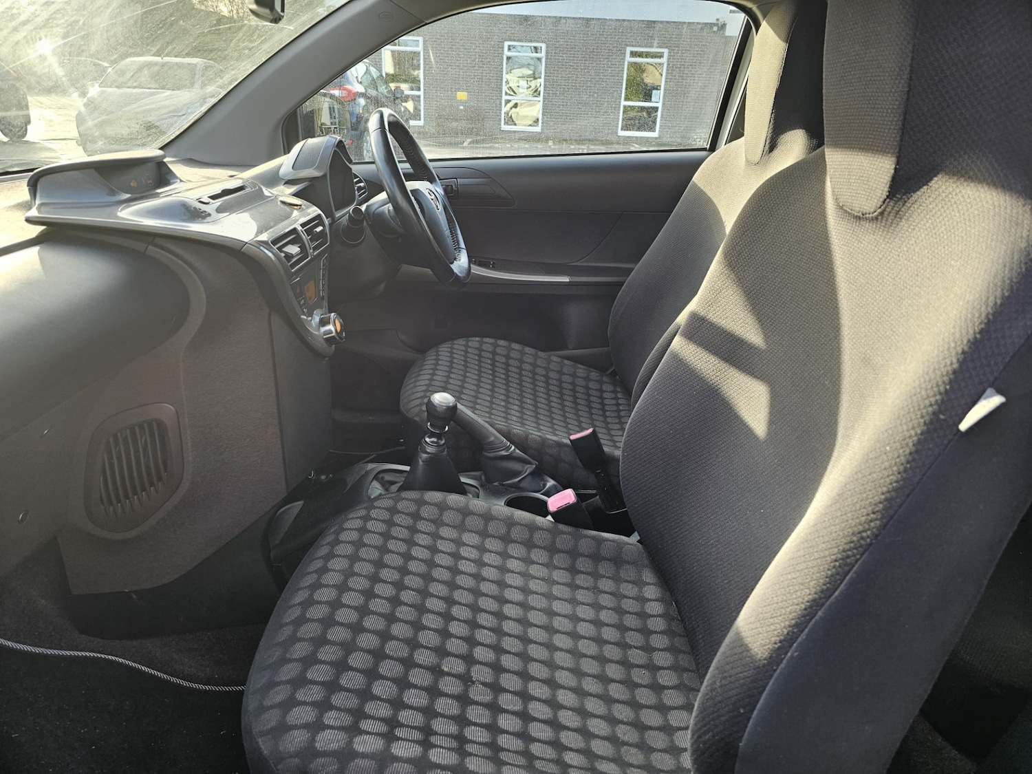 Used Toyota IQ 2009 for sale - 77125974: Photo 10