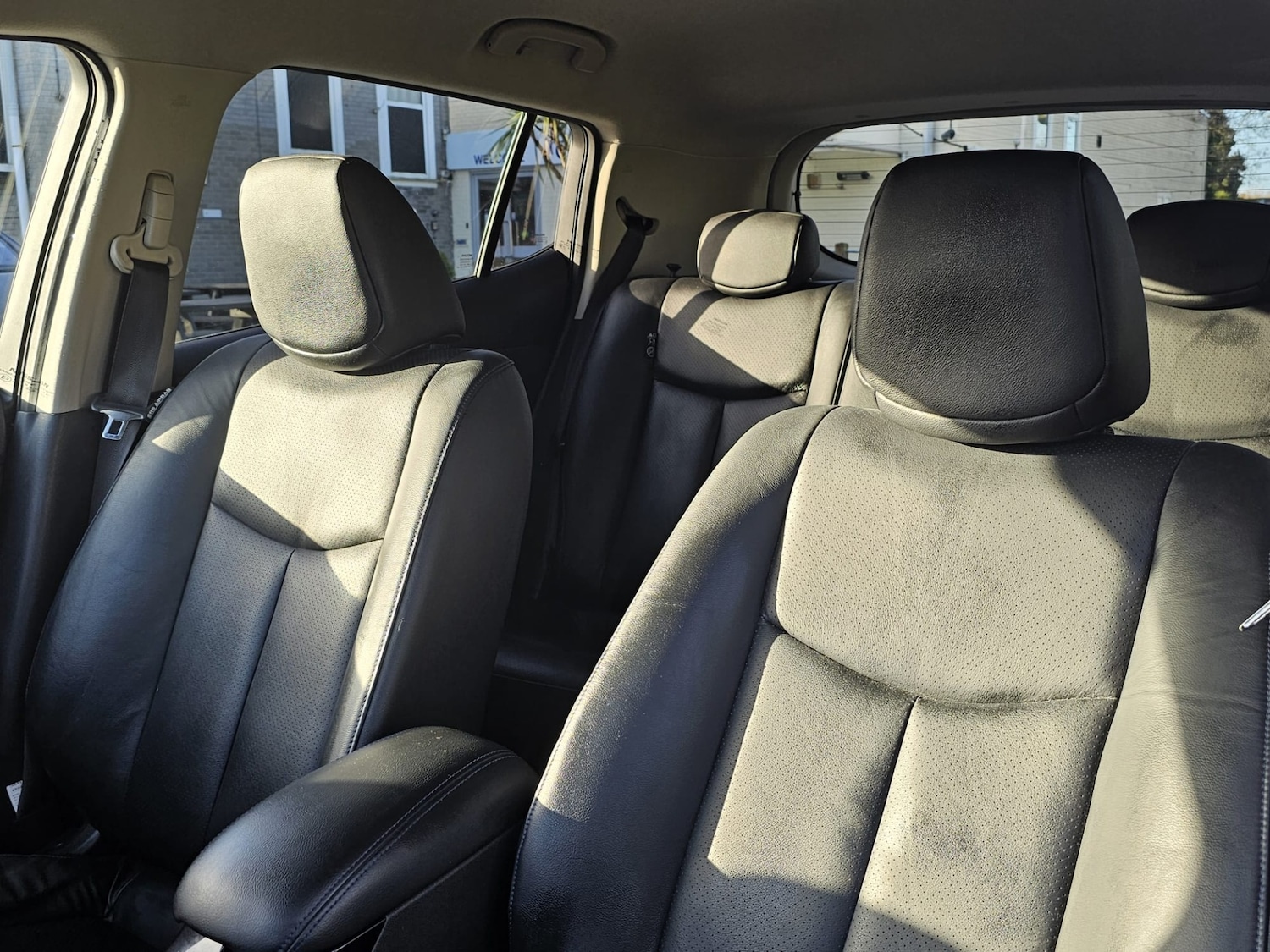 Used Nissan Leaf 2017 for sale - 76946976: Photo 9