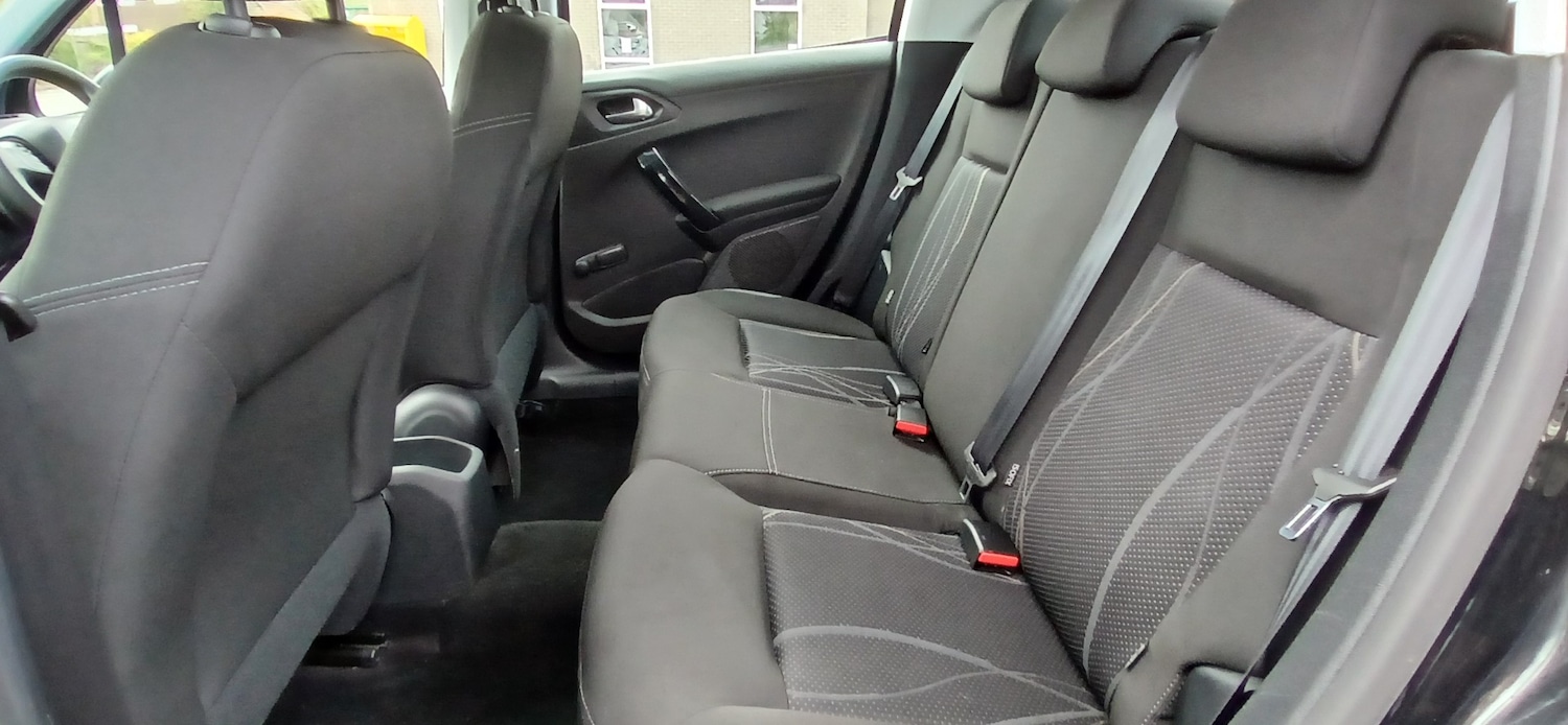 Used Peugeot 208 2014 for sale - 78091784: Photo 15