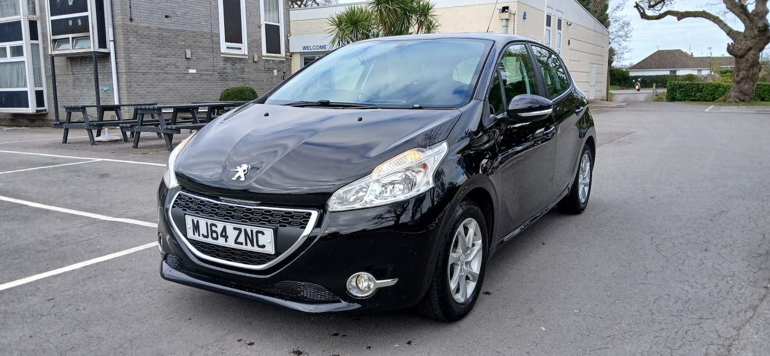Used Peugeot 208 2014 for sale - 78091784: Photo 4