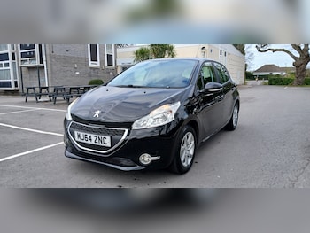 Used Peugeot 208 2014 for sale - 78091784: Photo
