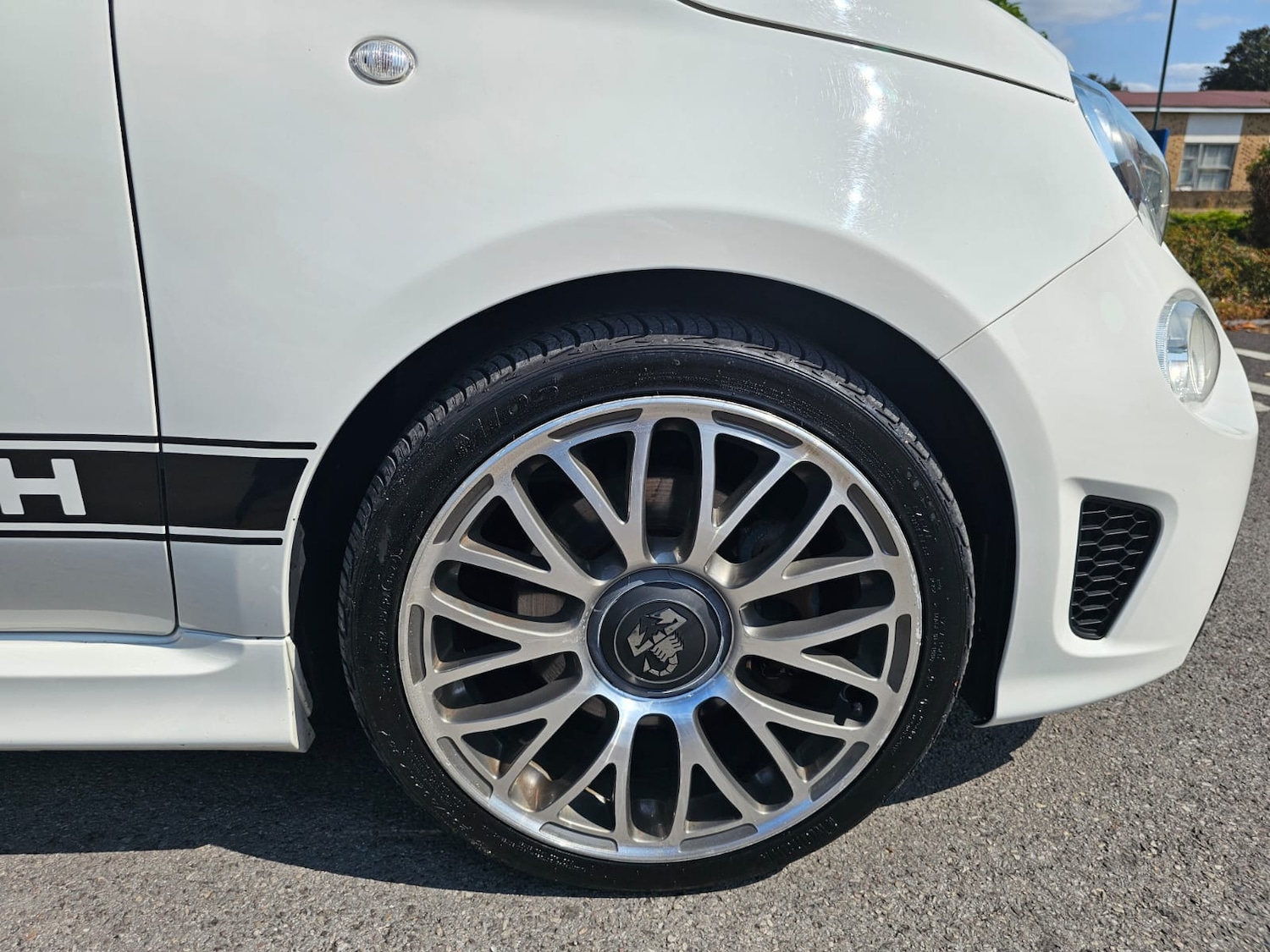 Used Abarth 595 2017 for sale - 76450628: Photo 3