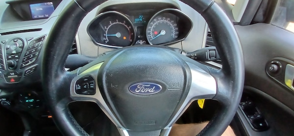 Used Ford Ecosport 2015 for sale - 74704264: Photo 9
