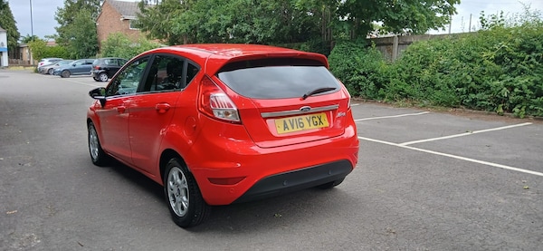Used Ford Fiesta 2016 for sale - 75156972: Photo 4
